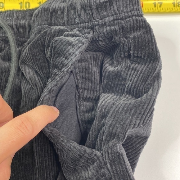 American Eagle Next Level Flex Black Corduroy Jogger Pants Medium - Picture 13 of 14